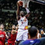 Jaylen Johhnson Rain or Shine x Barangay Ginebra semifinais do PBA