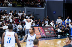 PBA: TNT vê Marquese Chriss e Darius Days como substitutos de Bol Bol O técnico do TNT Tropang 5G, Chot Reyes, durante um jogo contra Meralco Bolts nas semifinais da PBA Commissioner's Cup de 2026.