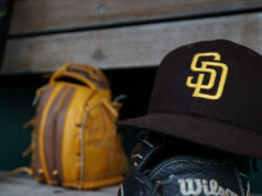 Padres Prospect se autodeporta para o México após se declarar culpado de contrabando de pessoas Padres Prospect se autodeporta para o México após se declarar culpado de contrabando de pessoas