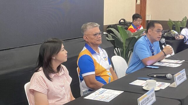 Palarong Pambansa 2026 é destaque nas exibições dos Para Games O subsecretário do Departamento de Educação, Malcolm Garma, responde a perguntas de trabalhadores da mídia durante a coletiva de imprensa sobre Palarong Pambansa 2026 no sábado. Juntaram-se a ele o governador de Agusan del Sur, Santiago Cane, Jr. e a vice-governadora Patricia Anne Plaza.