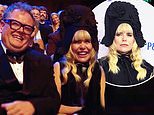 Paloma Faith enfurece os telespectadores do BAFTA TV Awards com seu ‘enorme chapéu Napoleão’ enquanto ela usa o toucado excêntrico durante a cerimônia Paloma Faith enfurece os telespectadores do BAFTA TV Awards com seu 'enorme chapéu Napoleão' enquanto ela usa o toucado excêntrico durante a cerimônia