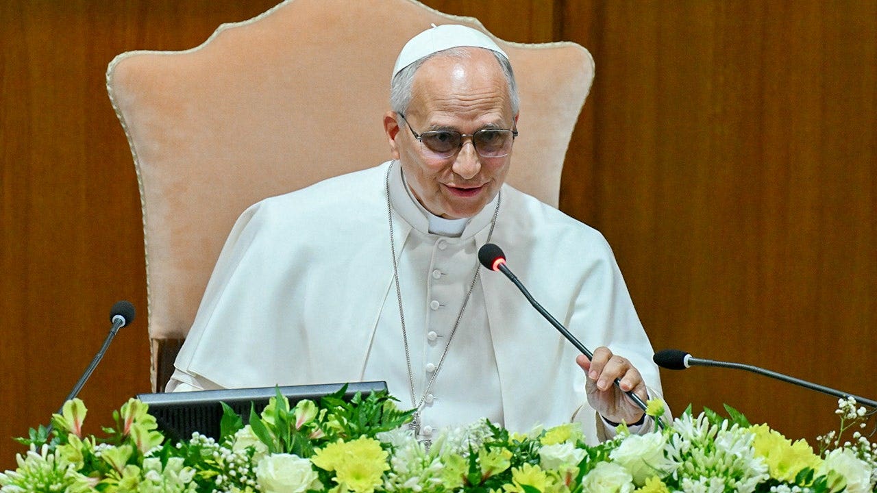 Papa Leão adverte que a IA corre o risco de se tornar uma ferramenta de “dominação, exclusão e morte” em nova encíclica