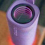 A frente do alto-falante Xiaomi Sound Play