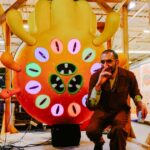 Parte raiz vegetal, parte divindade: a nova instalação Meow Wolf LA de Inside Everything Is Terrible
