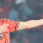Pat Cummins vence o sorteio e decide rebater primeiro contra o Royal Challengers Bengaluru