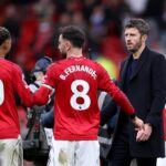 Paul Merson faz a previsão do Man Utd x Sunderland, já que Bruno Fernandes está agora no centro do 'grande debate'