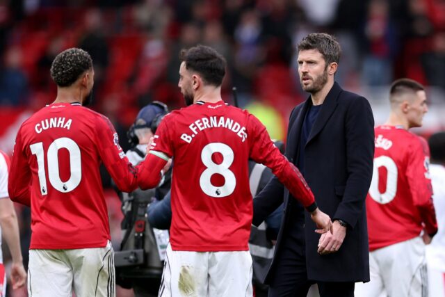 Paul Merson faz a previsão do Man Utd x Sunderland, já que Bruno Fernandes está agora no centro do 'grande debate'
