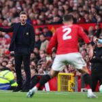 Paul Merson prevê Man Utd x Liverpool, já que Michael Carrick 'precisará' de um jogador 'excelente' como titular