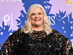 Paula Pell acha que não era uma artista de ‘SNL’ por causa de seu peso SÁBADO À NOITE AO VIVO, ('Spartan Cheerleaders'), Will Ferrell e Cheri Oteri, 1975 até o presente.