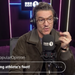 Pedro Pascal receber opiniões impopulares de interlocutores de rádio é um momento divertido e caótico