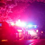 Pelo menos 10 feridos quando dois homens armados mascarados abrem fogo em Oklahoma Lake