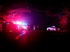 Pelo menos 12 hospitalizados após tiroteio em Oklahoma Lake Party Pelo menos 12 hospitalizados após tiroteio em Oklahoma Lake Party