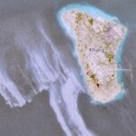 Esta imagem de satélite fornecida pela Agência Espacial Europeia mostra um aparente derramamento de petróleo no Golfo Pérsico, no lado ocidental da Ilha Kharg.