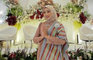 Perfil de Shinda Lutfian, MC Cerdas Cermat MPR Ternyata Punya Perjalanan Karier yang Tak Principal-principal Perfil de Shinda Lutfian, MC Cerdas Cermat MPR Ternyata Punya Perjalanan Karier yang Tak Principal-principal