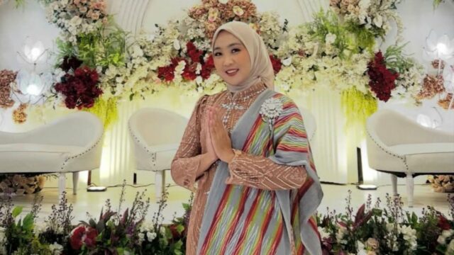 Perfil de Shinda Lutfian, MC Cerdas Cermat MPR Ternyata Punya Perfil de Shinda Lutfian, MC Cerdas Cermat MPR Ternyata Punya Perjalanan Karier yang Tak Principal-principal