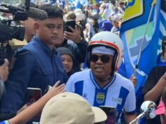 Persib Hattrick Juara, Dedi Mulyadi Postando Lagu ‘Kalah Jadi Cacing, Menang Jadi Naga’ Persib Hattrick Juara, Dedi Mulyadi Postando Lagu 'Kalah Jadi Cacing, Menang Jadi Naga'