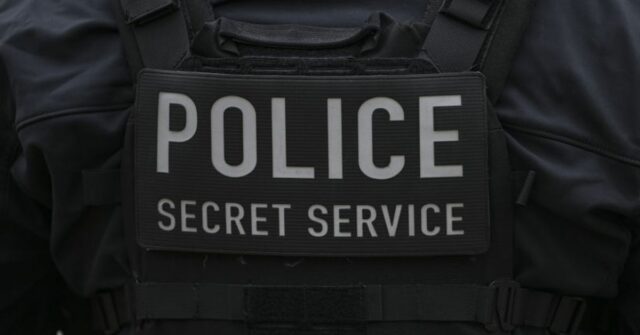 Pessoa baleada pelo Serviço Secreto em Washington DC
