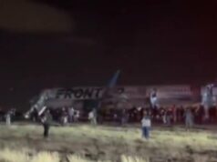 Pessoa morre após ser atropelada por avião que decolava de aeroporto nos EUA Pessoa morre após ser atropelada por avião que decolava de aeroporto nos EUA