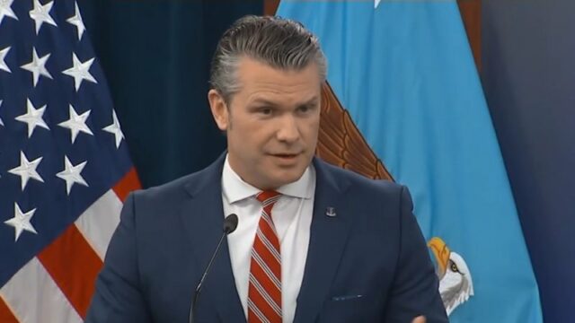 Pete Hegseth não confirmará ou negará golfinhos kamikaze
