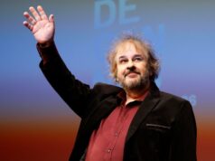 Peter Jackson diz que ficou chocado com sua homenagem em Cannes: “Eu simplesmente não faço filmes do tipo Palme d’Or” Peter Jackson diz que ficou chocado com sua homenagem em Cannes: “Eu simplesmente não faço filmes do tipo Palme d'Or”