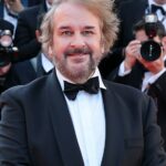 Peter Jackson diz que 'não desgosto' de IA no cinema, explica que não dirigirá o próximo filme de 'O Senhor dos Anéis' e afirma que o debate sobre IA é o motivo pelo qual Andy Serkis não ganhará um Oscar por Gollum