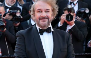 Peter Jackson diz que ‘não desgosto’ de IA no cinema, explica que não dirigirá o próximo filme de ‘O Senhor dos Anéis’ e afirma que o debate sobre IA é o motivo pelo qual Andy Serkis não ganhará um Oscar por Gollum Peter Jackson diz que 'não desgosto' de IA no cinema, explica que não dirigirá o próximo filme de 'O Senhor dos Anéis' e afirma que o debate sobre IA é o motivo pelo qual Andy Serkis não ganhará um Oscar por Gollum