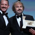 Peter Jackson recebe palma de ouro de Elijah Wood em Cannes como diretor do Festival de Créditos por salvar 'O Senhor dos Anéis': 'Foi uma grande aposta'