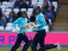Placar ao vivo de ENG-W vs NZ-W, 2º ODI: série de olhos femininos da Inglaterra vence a Nova Zelândia; Lance às 17h IST Placar ao vivo de ENG-W vs NZ-W, 2º ODI: série de olhos femininos da Inglaterra vence a Nova Zelândia; Lance às 17h IST