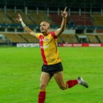 Youssef Ezzejjari Lhasnaoui do East Bengal FC marcou um gol e comemorou em ação durante a partida 75 da Super League indiana, disputada entre East Bengal FC e Odisha FC, realizada no Estádio Pandit Jawaharlal Nehru, Goa, em 28 de abril de 2026. Foto: Shibu Preman / Focus Sports / ISL