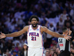 Playoffs da NBA: Joel Embiid retorna, mas não é suficiente para o 76ers Joel Embiid 76ers x Knicks, jogo 3, playoffs da NBA