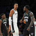 Victor Wembanyama Spurs x Timberwolves Jogo 3 NBA Playoffs Pontuações da NBA hoje