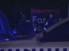 Polícia descobre corpos de homem e mulher em casa em Melbourne A polícia está investigando a morte do casal.