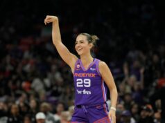 Pontuações da WNBA: Mercury abre grande vantagem antes de superar Sky Chicago Sky x Phoenix Mercury WNBA marca hoje Jovana Nogic
