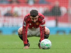 Por que Dimitar Berbatov acha que Bruno Fernandes ‘traz’ três qualidades que nenhum outro jogador do Man Utd pode rivalizar Por que Dimitar Berbatov acha que Bruno Fernandes ‘traz’ três qualidades que nenhum outro jogador do Man Utd pode rivalizar