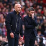 Por que Gary Neville e Michael Owen discordaram sobre uma tática do Man Utd sob o comando de Michael Carrick na vitória do Liverpool