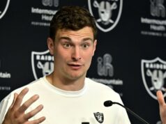 Por que o vencedor do Heisman, Fernando Mendoza, está evitando a visita à Casa Branca GettyImages-2251795457 Por que Fernando Mendoza está evitando a visita à Casa Branca