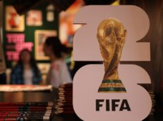 Preços dos ingressos para a Copa do Mundo caem abaixo de US$ 100 em meio à demanda abaixo do esperado A FIFA sign is on display at a store on May 16, 2026 in Shanghai, China. The FIFA World Cup 2026 will kick off with an opening match in Mexico City on June 11.