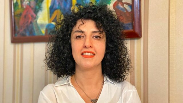 Prêmio Nobel iraniano Narges Mohammadi hospitalizado devido à deterioração da saúde
