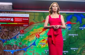 Primeiras reações do ‘Dia da Divulgação’: ‘O melhor filme de Spielberg em 20 anos’ e elogios à atuação da estrela Emily Blunt Primeiras reações do 'Dia da Divulgação': 'O melhor filme de Spielberg em 20 anos' e elogios à atuação da estrela Emily Blunt