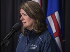 Primeiro-ministro de Alberta fará campanha contra a divisão do Canadá Danielle Smith