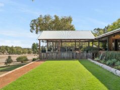 Propriedade legada de Gidgegannup com cantaria iniciada por espanhóis vende bem Propriedade legada de Gidgegannup com cantaria iniciada por espanhóis vende bem