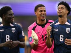 Quais seleções farão sua estreia na Copa do Mundo de 2026? AUCKLAND, NOVA ZELÂNDIA - 30 DE MARÇO: Garry Rodrigues de Cabo Verde é desafiado por Onni Valakari da Finlândia durante a partida da FIFA Series entre Cabo Verde e Finlândia no Eden Park em 30 de março de 2026 em Auckland, Nova Zelândia. (Foto de Phil Walter/Getty Images)