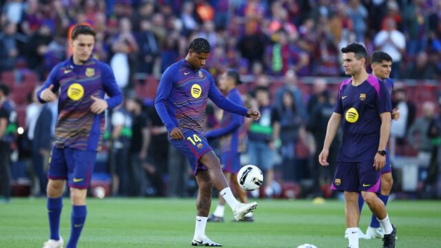 Qual é o novo logotipo da camisa do Barcelona durante Qual é o novo logotipo da camisa do Barcelona durante o El Clasico?