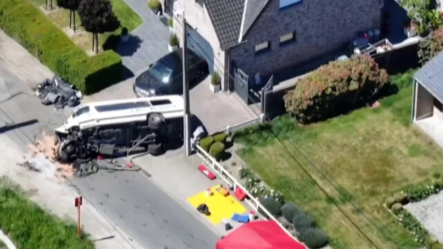 Quatro pessoas morrem após trem bater em van escolar na Bélgica
