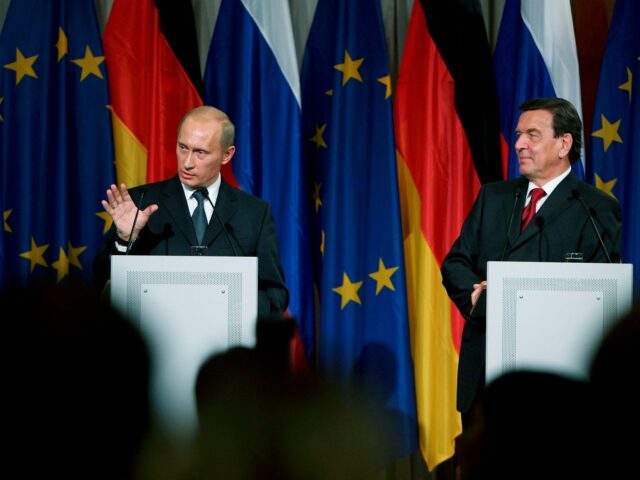 Quem é Gerhard Schroeder, o escolhido de Putin para a INTERATIVO-QUEM CONTROLA O QUE NA UCRÂNIA-1778056072