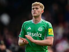 Quem é Lewis Hall? Idade, posição, estatísticas, comparações com a estrela do Man Utd Quem é Lewis Hall? Idade, posição, estatísticas, comparações com a estrela do Man Utd