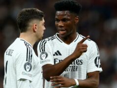 Real Madrid punirá Valverde e Tchouameni após confronto no campo de treinamento Real Madrid punirá Valverde e Tchouameni após confronto no campo de treinamento