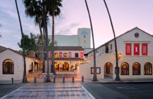 ‘Real Women Have Curves’ faz estreia pós-Broadway como parte da temporada 2026-27 do Pasadena Playhouse 'Real Women Have Curves' faz estreia pós-Broadway como parte da temporada 2026-27 do Pasadena Playhouse