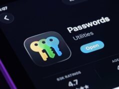 Recusei-me a usar chaves de acesso até que a Apple adicionasse esse recurso ao seu aplicativo de senhas Exporte chaves de acesso em senhas Apple em um iPhone.