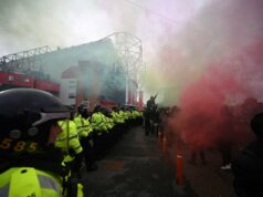 Relembrando o protesto de Old Trafford em 2021 que paralisou Man Utd x Liverpool Relembrando o protesto de Old Trafford em 2021 que paralisou Man Utd x Liverpool